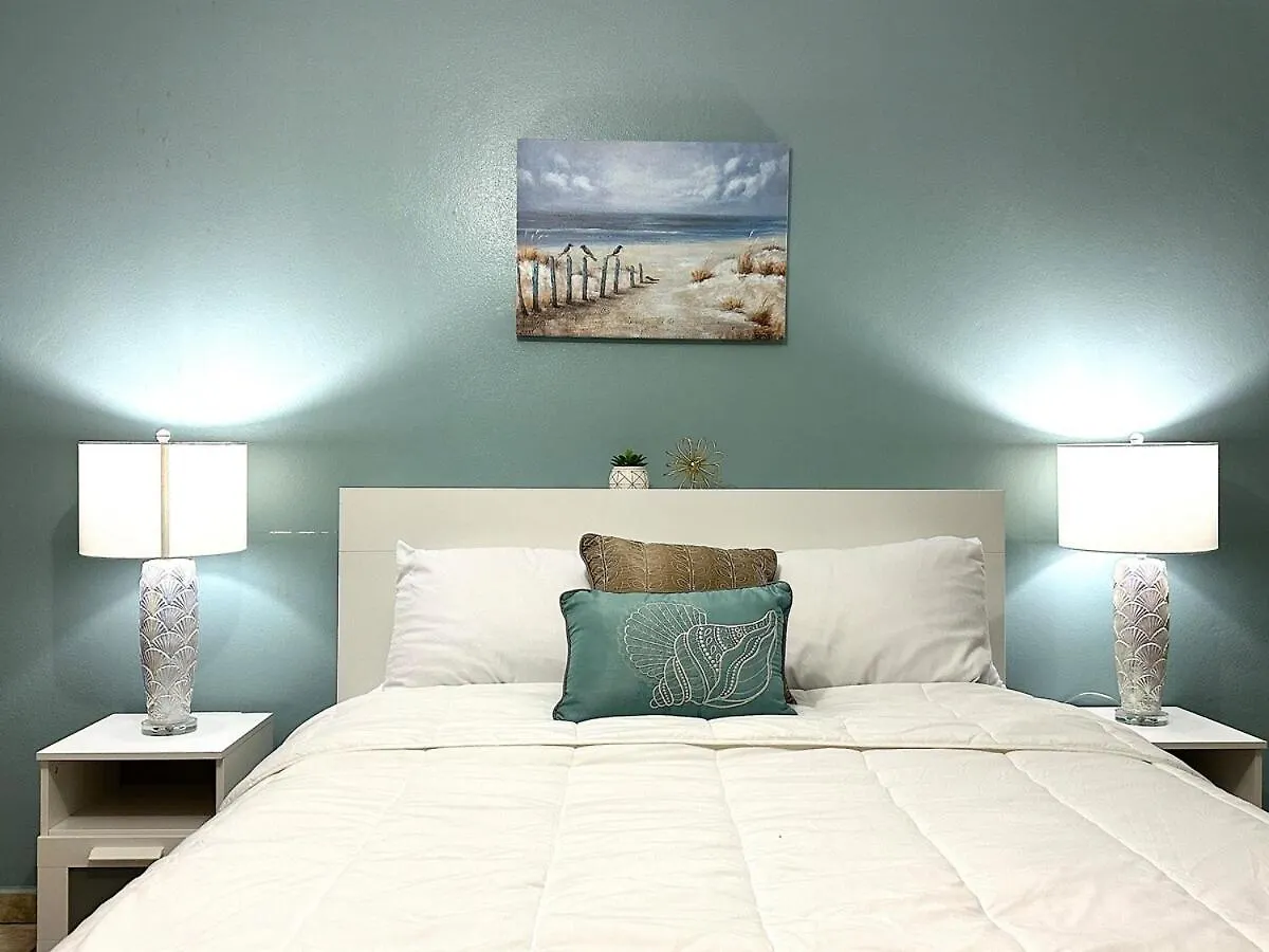 Apartment 3Bdr Wi-Fi Parking Pool Ac 2 Min From The Beach Deposit Required Cabo Rojo